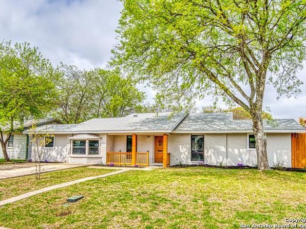 157 W Wildwood