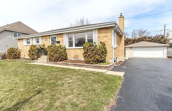 2nd image of 104 Claria Dr