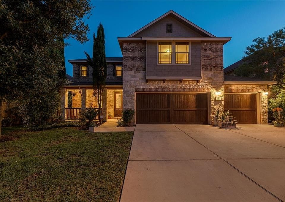 1st image of 317 Island Oak Dr
