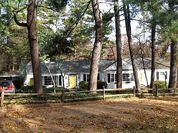 1705 Rugby Cir photo 1
