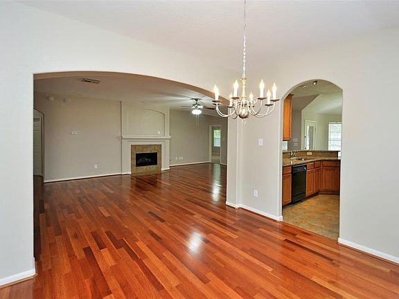 5th image of 34 Bryce Branch Cir