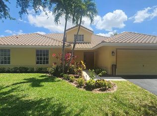 3562 Southern Orchard Rd, Davie, FL 33328