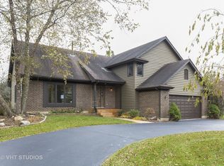 1201 Gulf Keys Rd, Elgin, IL 60120