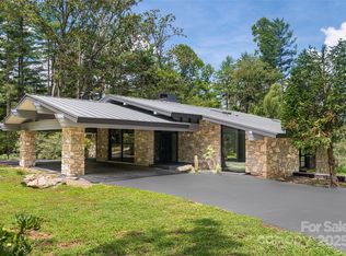 3 Holly Hill Rd, Asheville, NC 28803