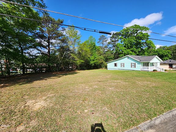 3rd image of 803 27th Ave