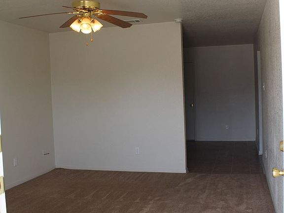 2nd image of 4206 Primrose Dr Unit B