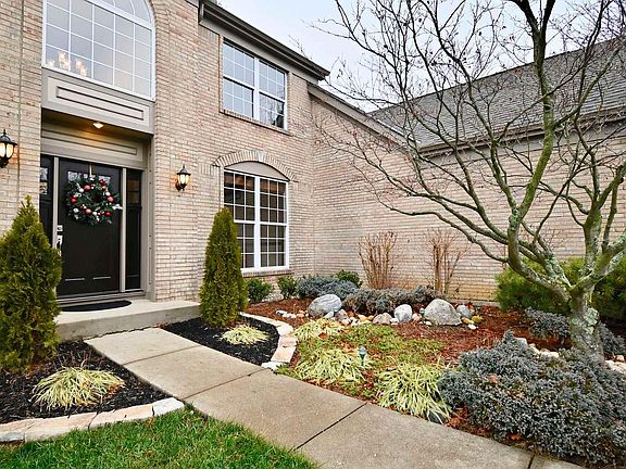 3rd image of 1038 Bayswater Dr