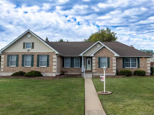 14 Saint Francois St, Fredericktown, MO 63645