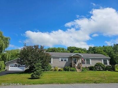 26 Easy Street, Hoosick Falls, NY, 12090