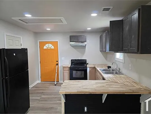 1960 Kitchens Rd — Photo 2