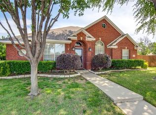 1613 Castle Rock Ct, Lewisville, TX 75077