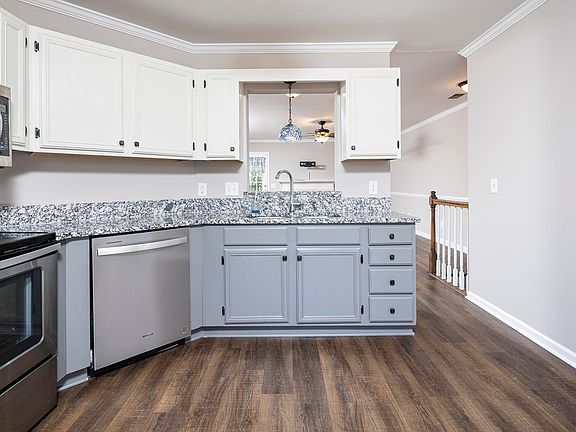 5th image of 1003 New Brookland Pl