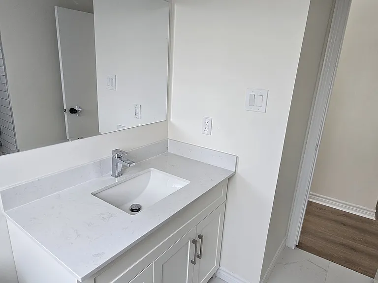 23 Rutherford Dr #B — Photo 9
