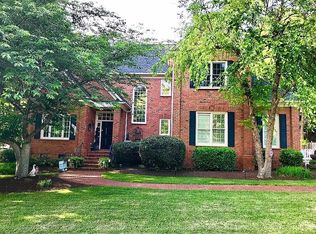 1400 Regents Park Ln, Greensboro, NC 27455