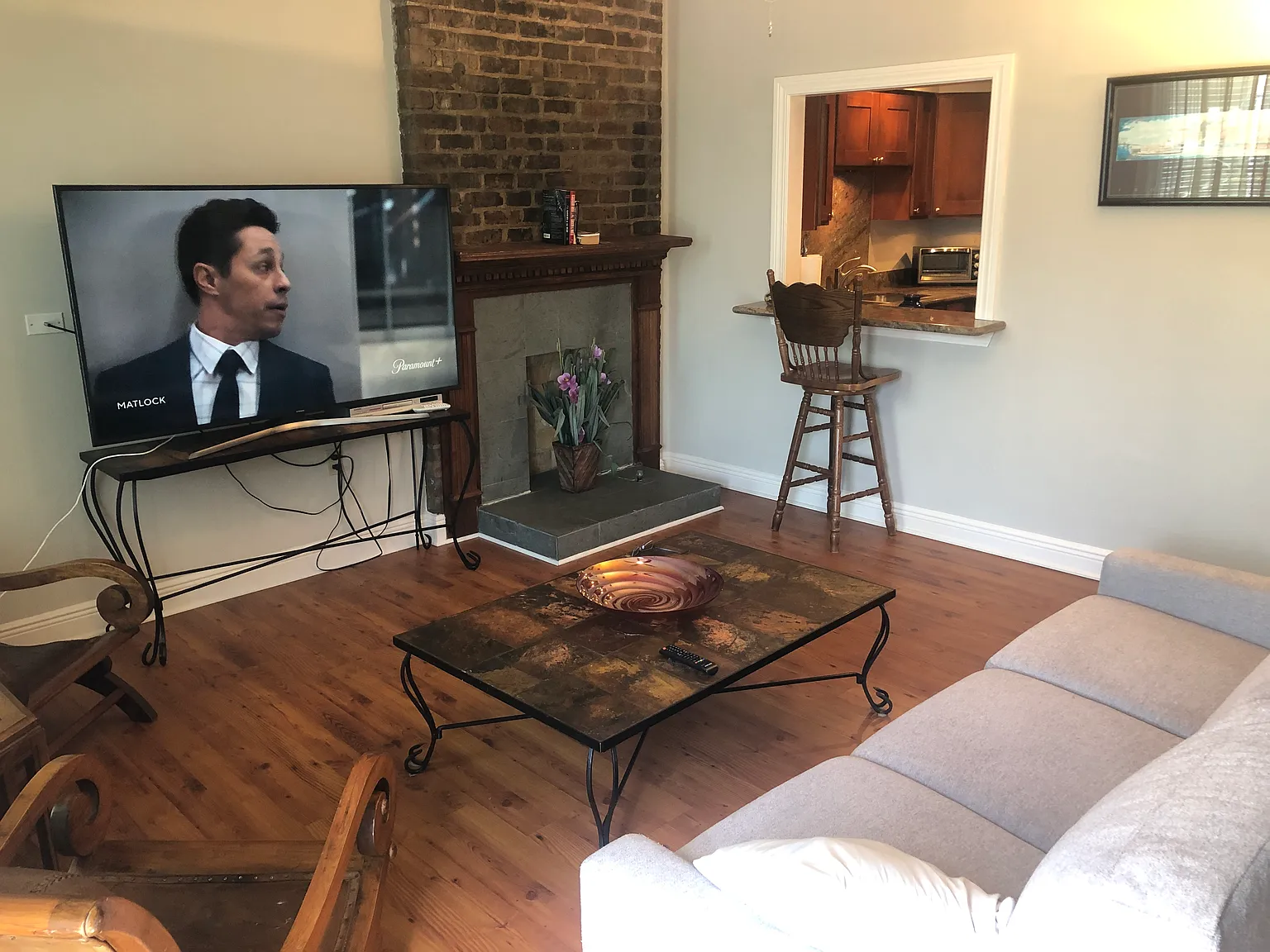 3 bed, 2.5 bath, 2000 sqft, $3,200 — Photo 4