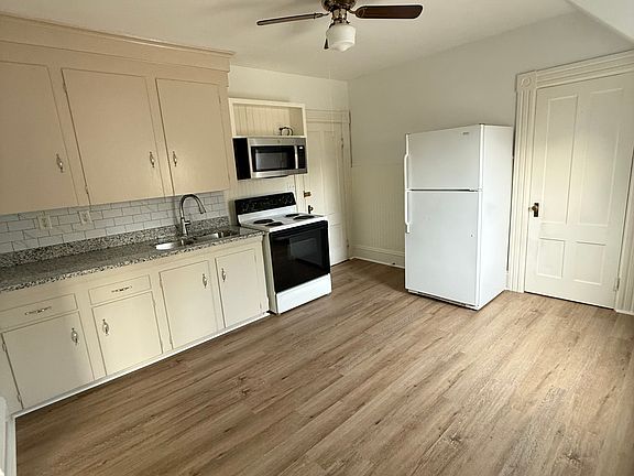 2nd image of 89 Belmont St Unit 2