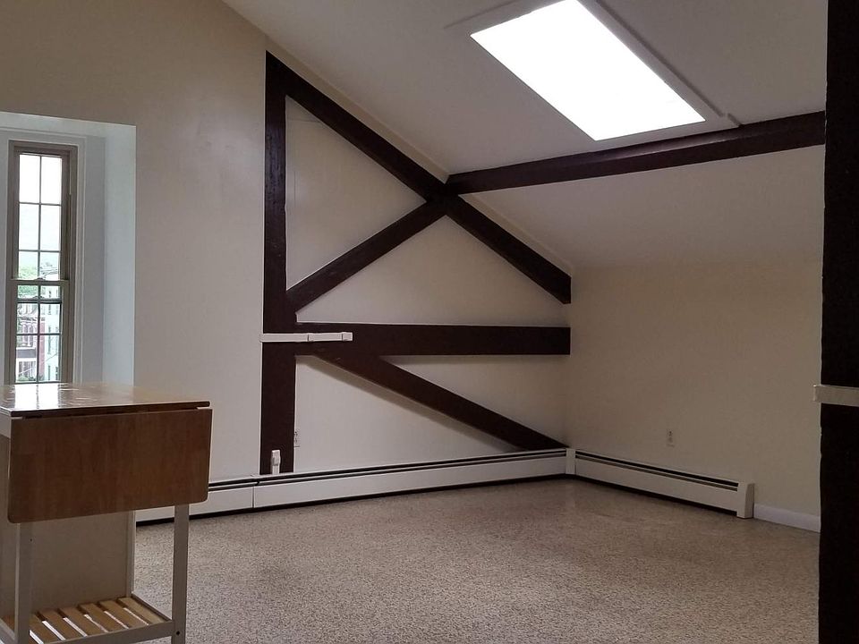 Eat in Kitchen can accommodate a large dining table.