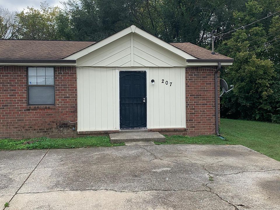 1st image of 207 Mound Ct