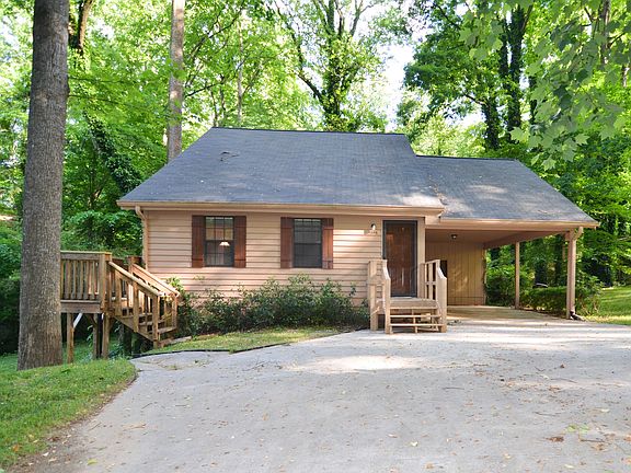 2nd image of 1398 Northwood Cir NE