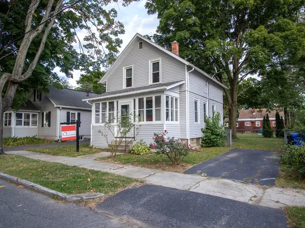 27 Ontario St, Springfield, MA 01104