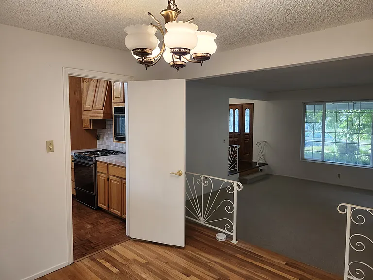 141 Meese Ct — Photo 6