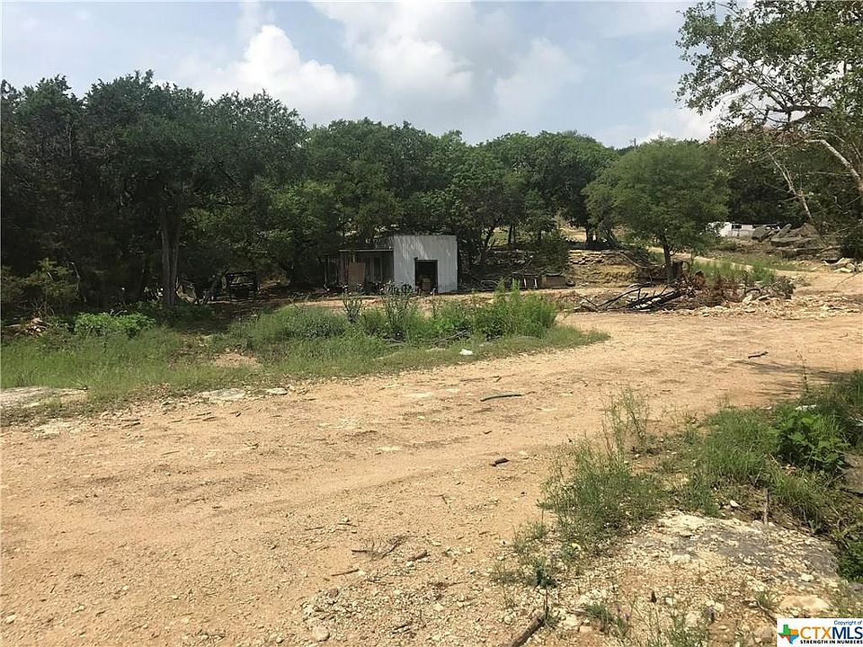 2nd image of 153 Riedel Ln