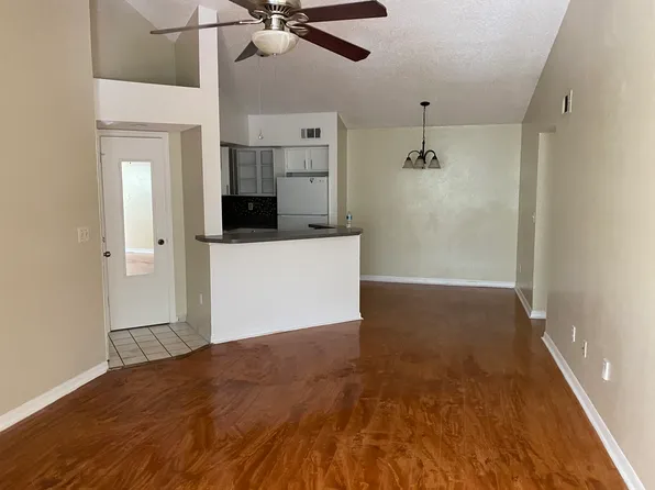 4548 Commander Dr APT 1435, Orlando, FL 32822
