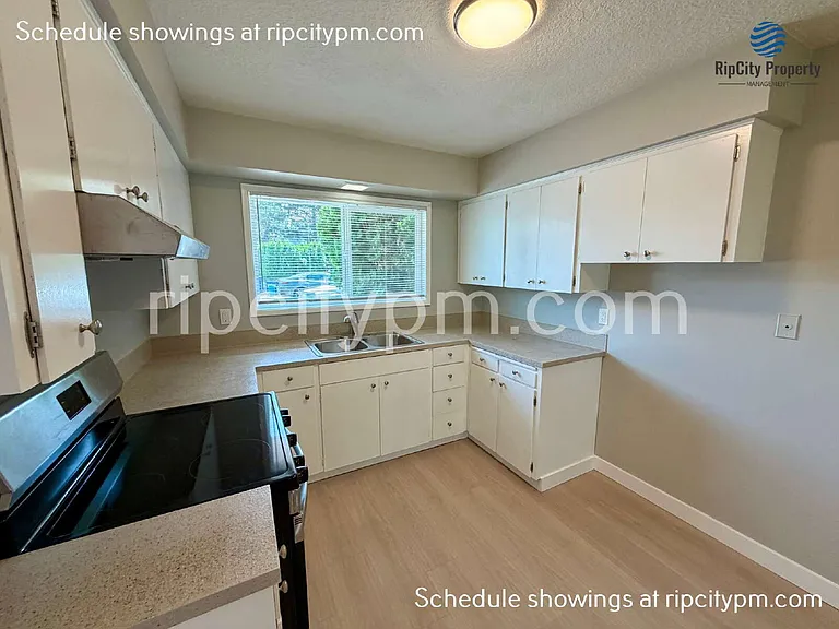 21723 SE Alder Dr #1 — Photo 3