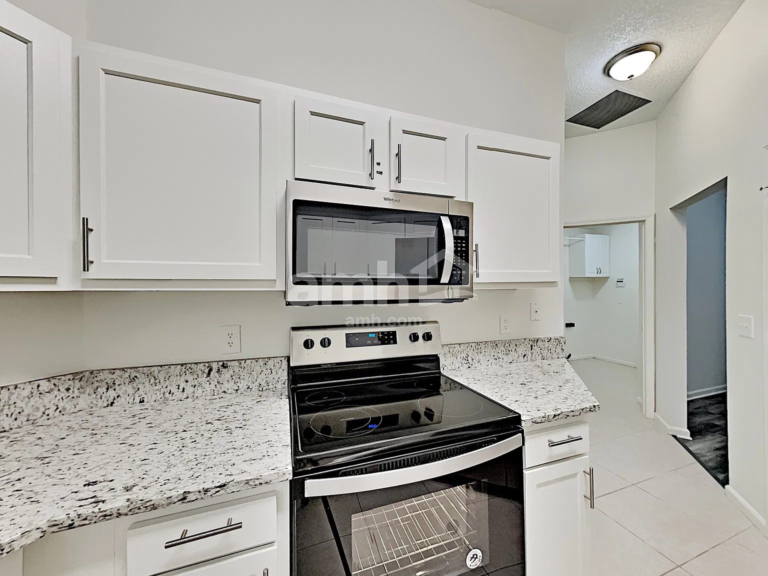 3 bed, 2.0 bath, 1753 sqft, $1,990 — Photo 3