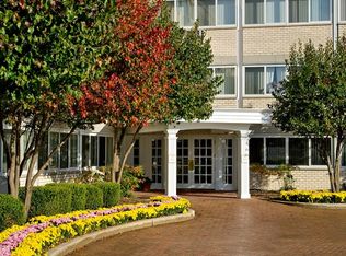 1501 S Wolf Rd #691135, Prospect Heights, IL 60070