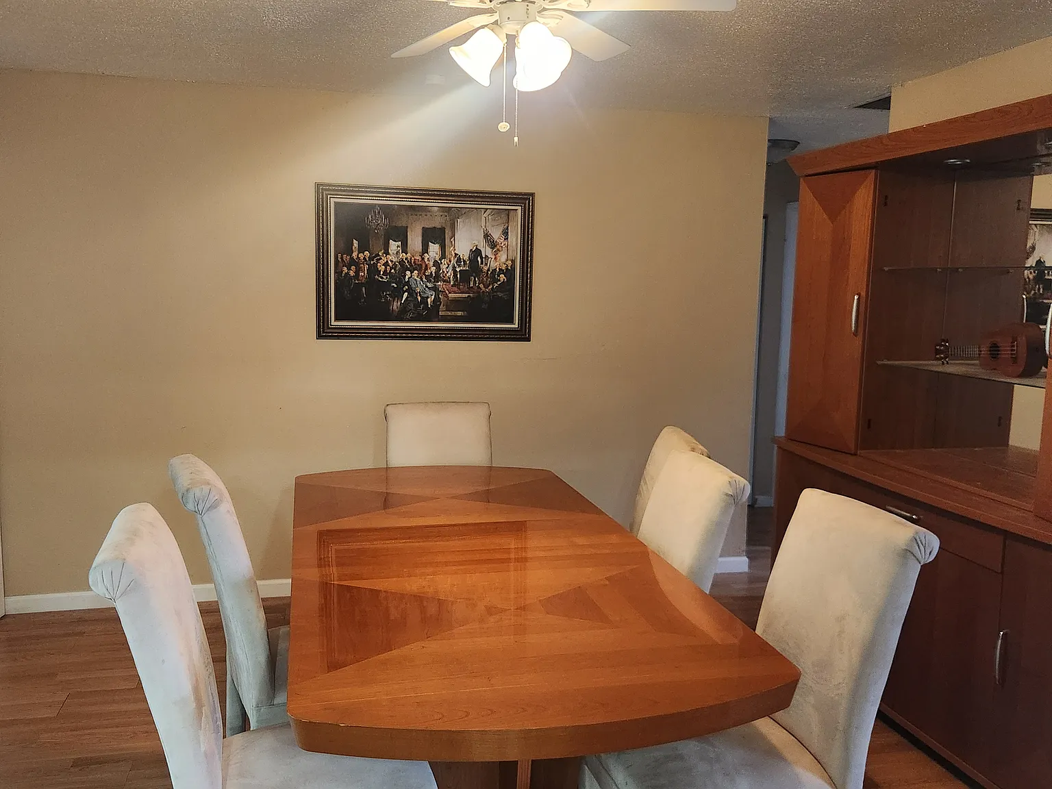 4 bed, 1646 sqft, $800 — Photo 2