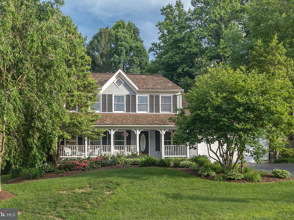 1st image of 9697 South Run Oaks Dr