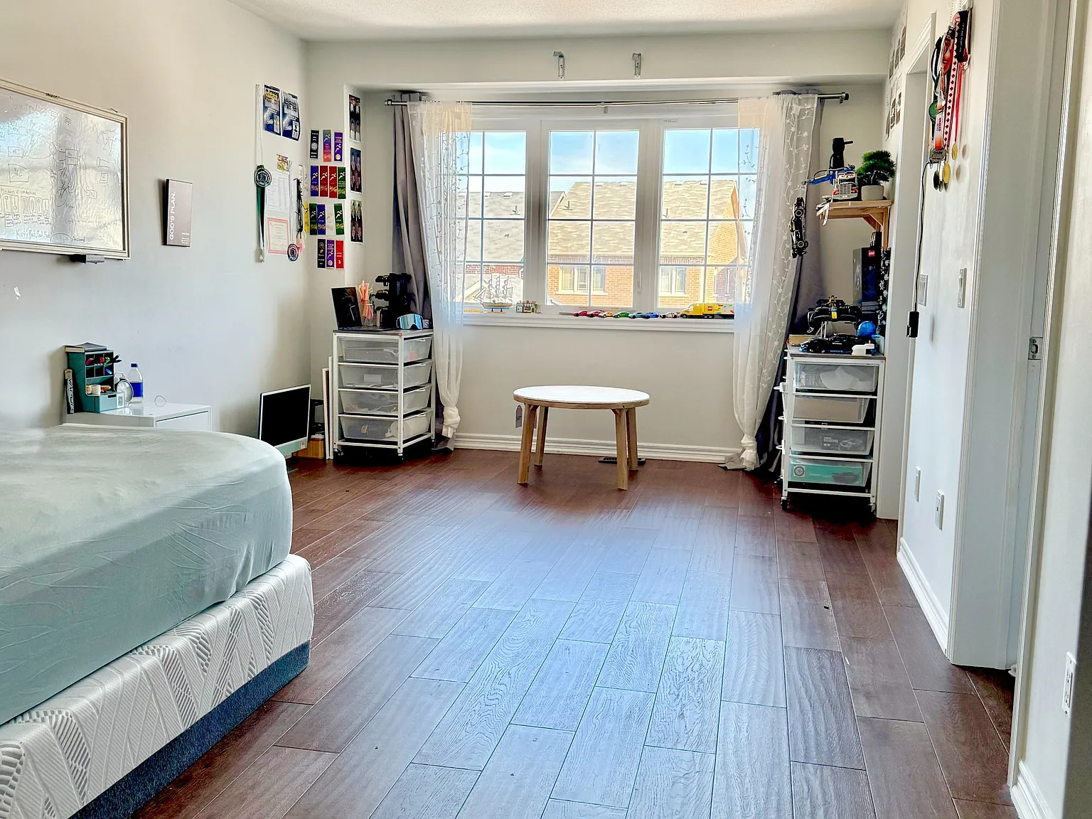 1 bed, $1,200 — Photo 1