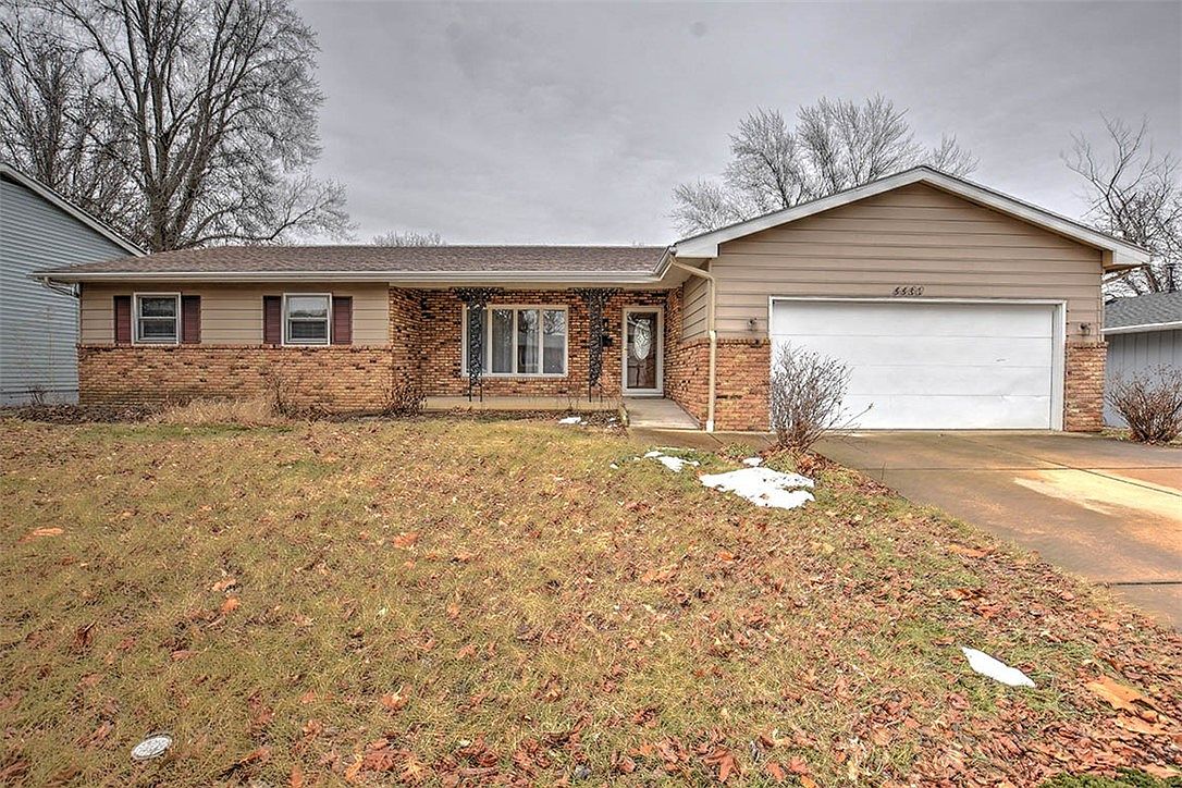 4460 N Adams Dr, Decatur, IL 62526 | Zillow