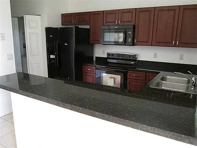 1st image of 821 NW 2nd Ave