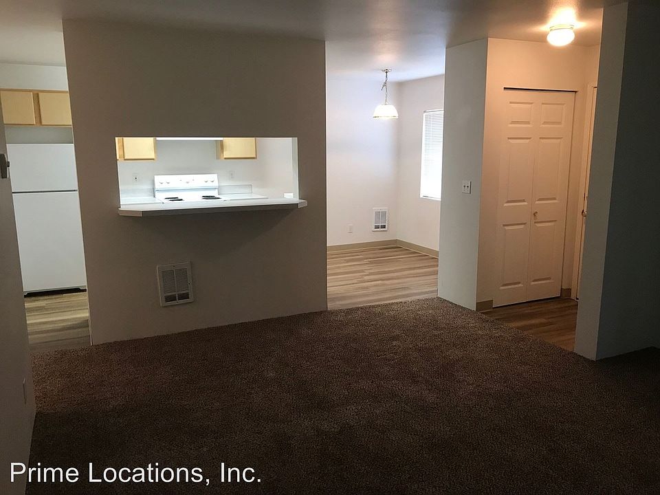1st image of 3007 Borst Ave APT D2