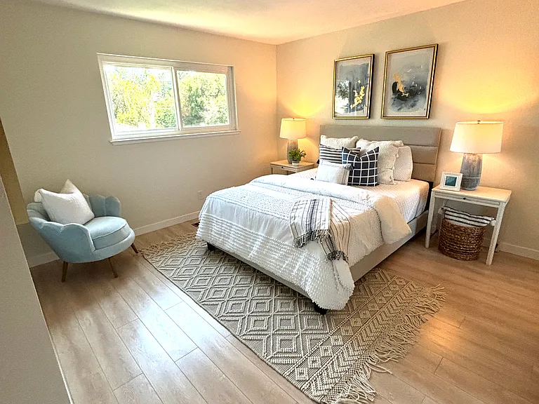 1544 San Antonio St — Photo 11