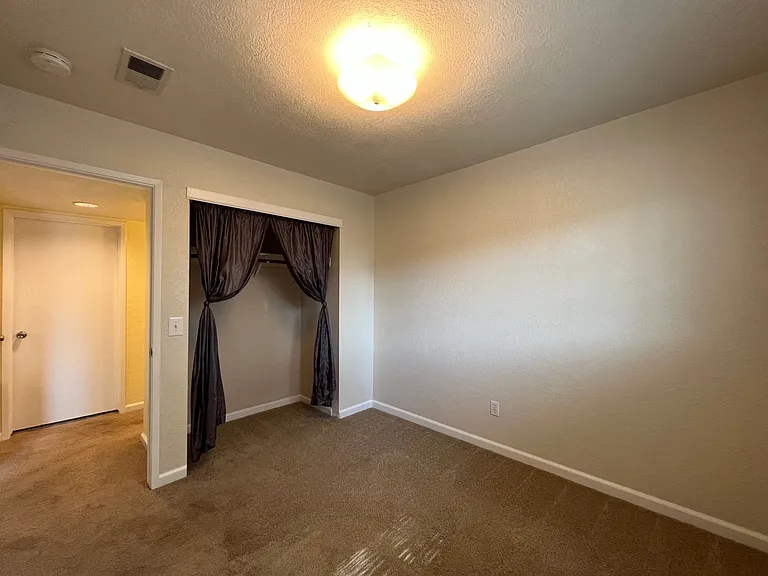 575 Bonnie Ave — Photo 25