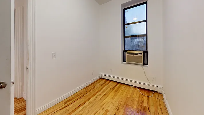 Rented by Flatiron Real Estate Advisors LLC | media 5