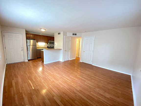 2nd image of 125 W 2nd Ave APT C