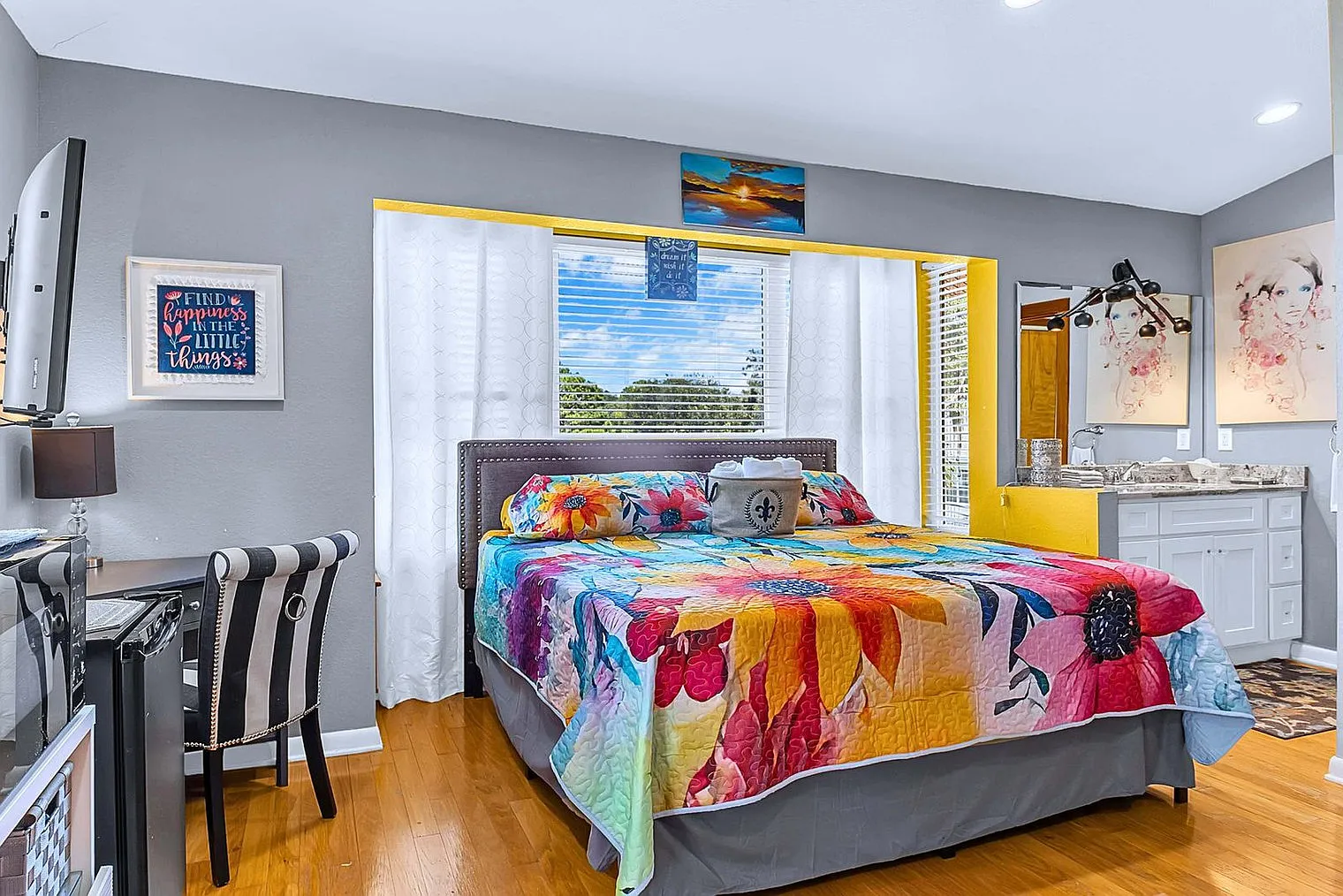 Bedroom