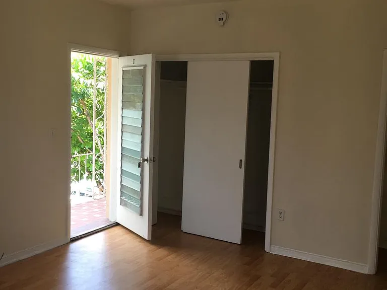118 Antilla Ave — Photo 1