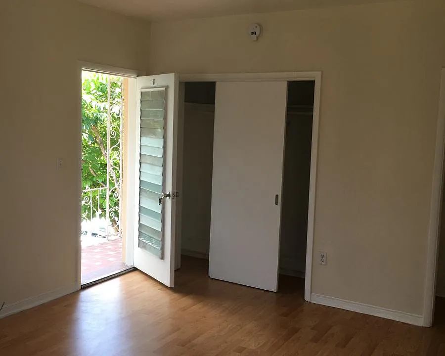 118 Antilla Ave
