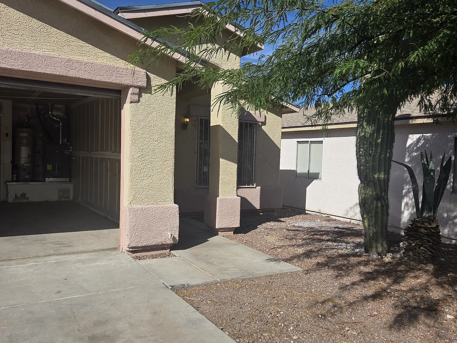 3 bed, 1269 sqft, $1,600 — Photo 2
