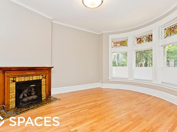 5th image of 544 W Belden Ave #1S