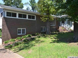 3014 Lakewood Dr, Rainbow City, AL 35906