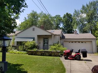 510 Forest Hill Dr, Youngstown, OH 44515