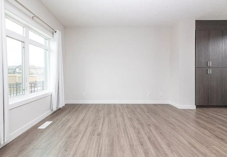 148 Sage Bluff Mnr NW — Photo 4
