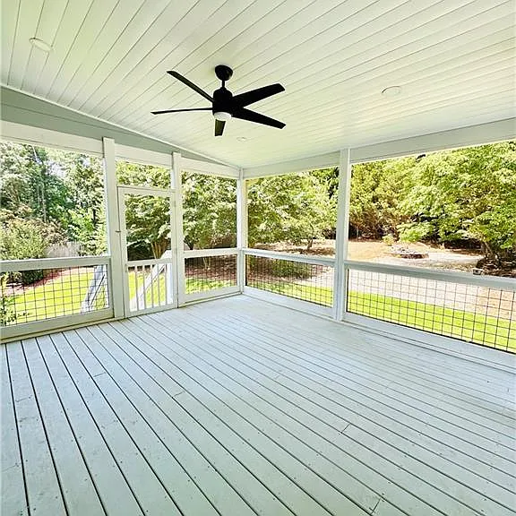 811 Valley Dr — Photo 20