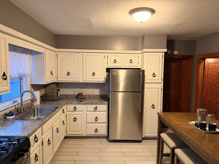218 W Ridge St #2 — Photo 8